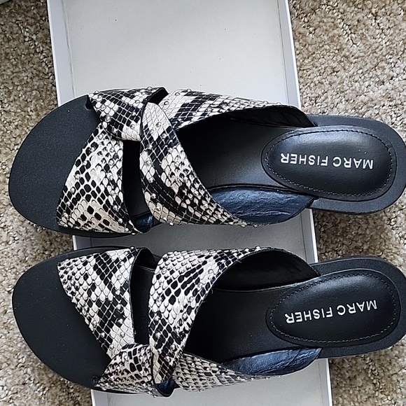 Marc Fisher shoes - Picture 1 of 3